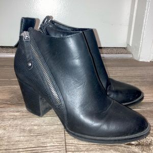 DV by Dolce Vita Zip Up Booties